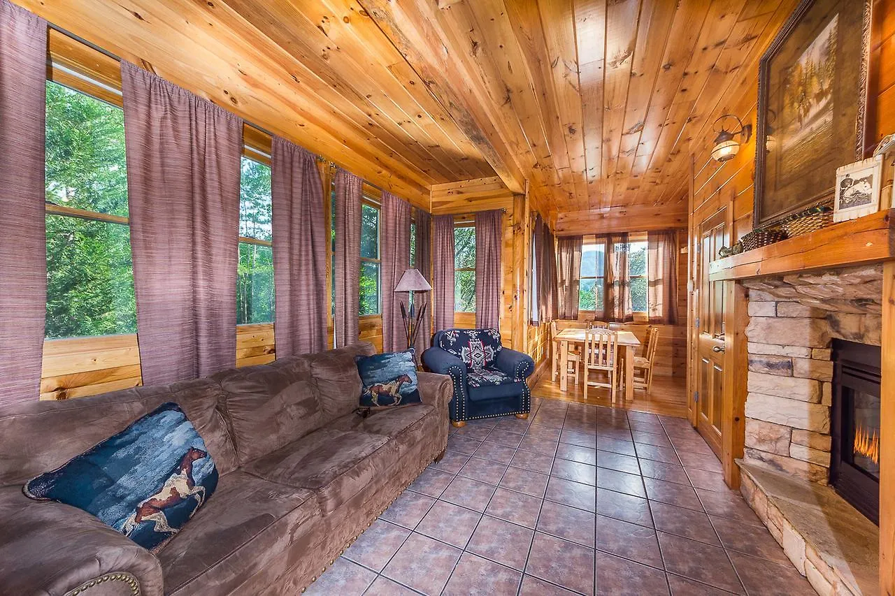 9 Bedroom Roscoe's Retreat By Hosteeva Holiday home *