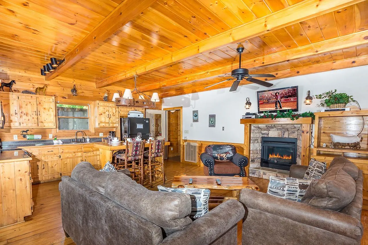 9 Bedroom Roscoe's Retreat By Hosteeva Holiday home *