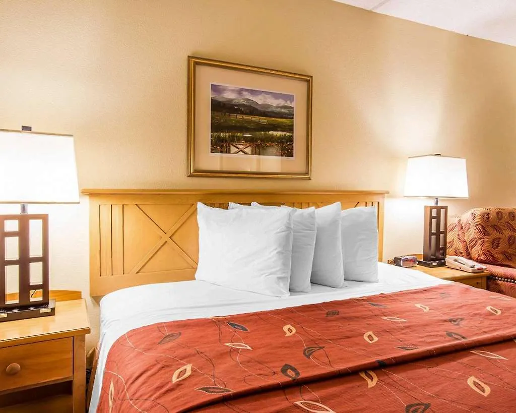 Lodge Econo Riverside *