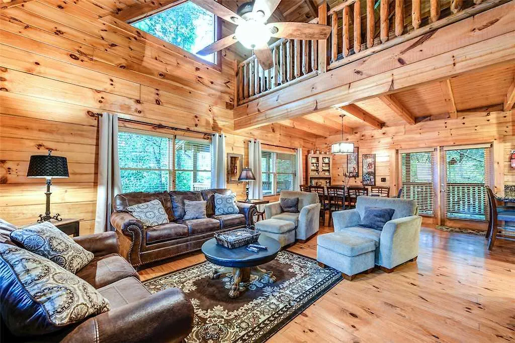Southern Sweet T - Two Bedroom Cabin * Pigeon Forge
