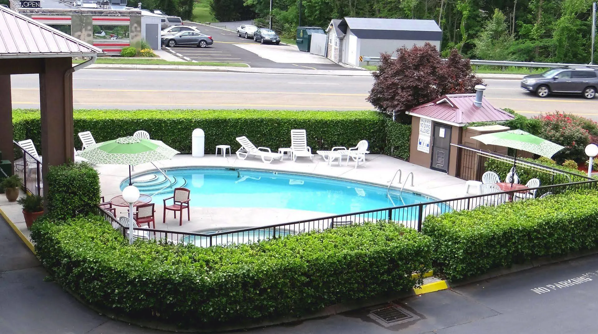 Hotel Baymont By Wyndham Near Island Drive 3*