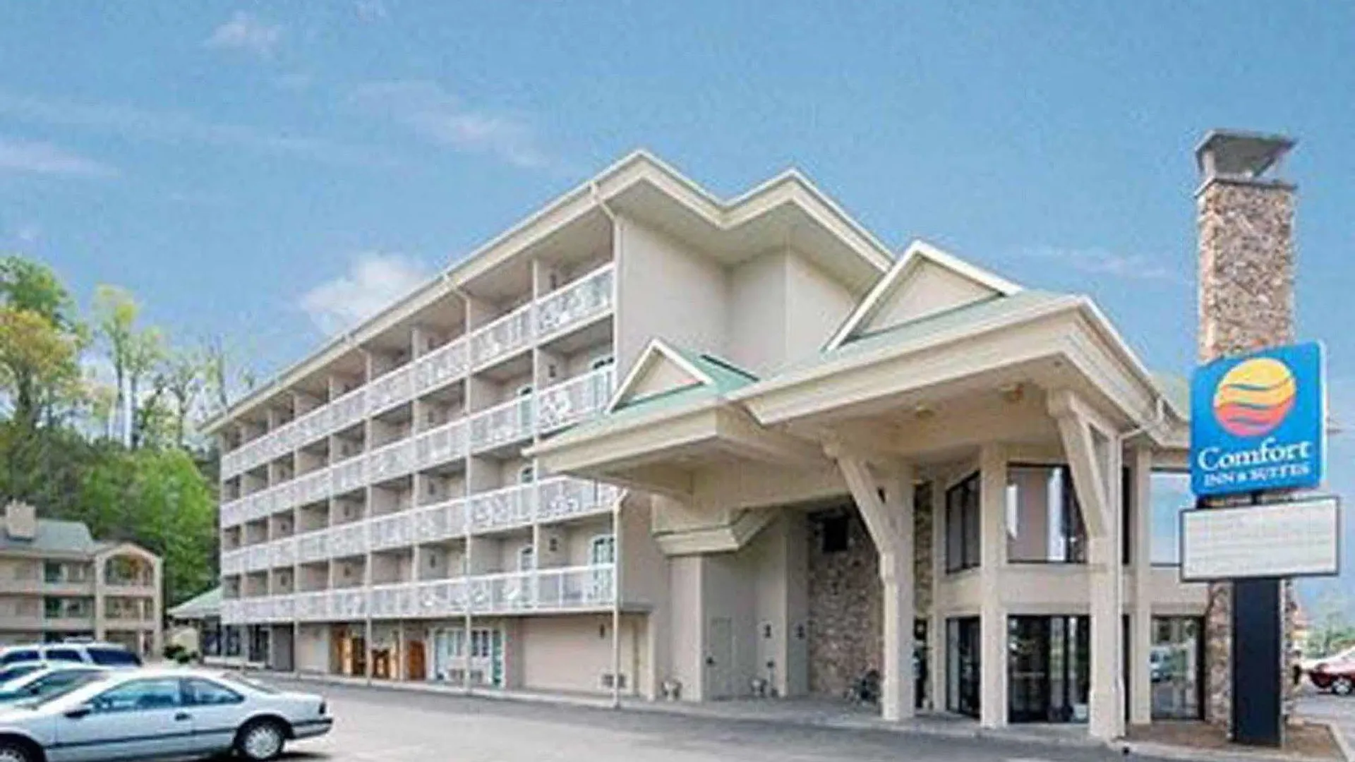 Hotel Comfort & At Dollywood Lane Pigeon Forge