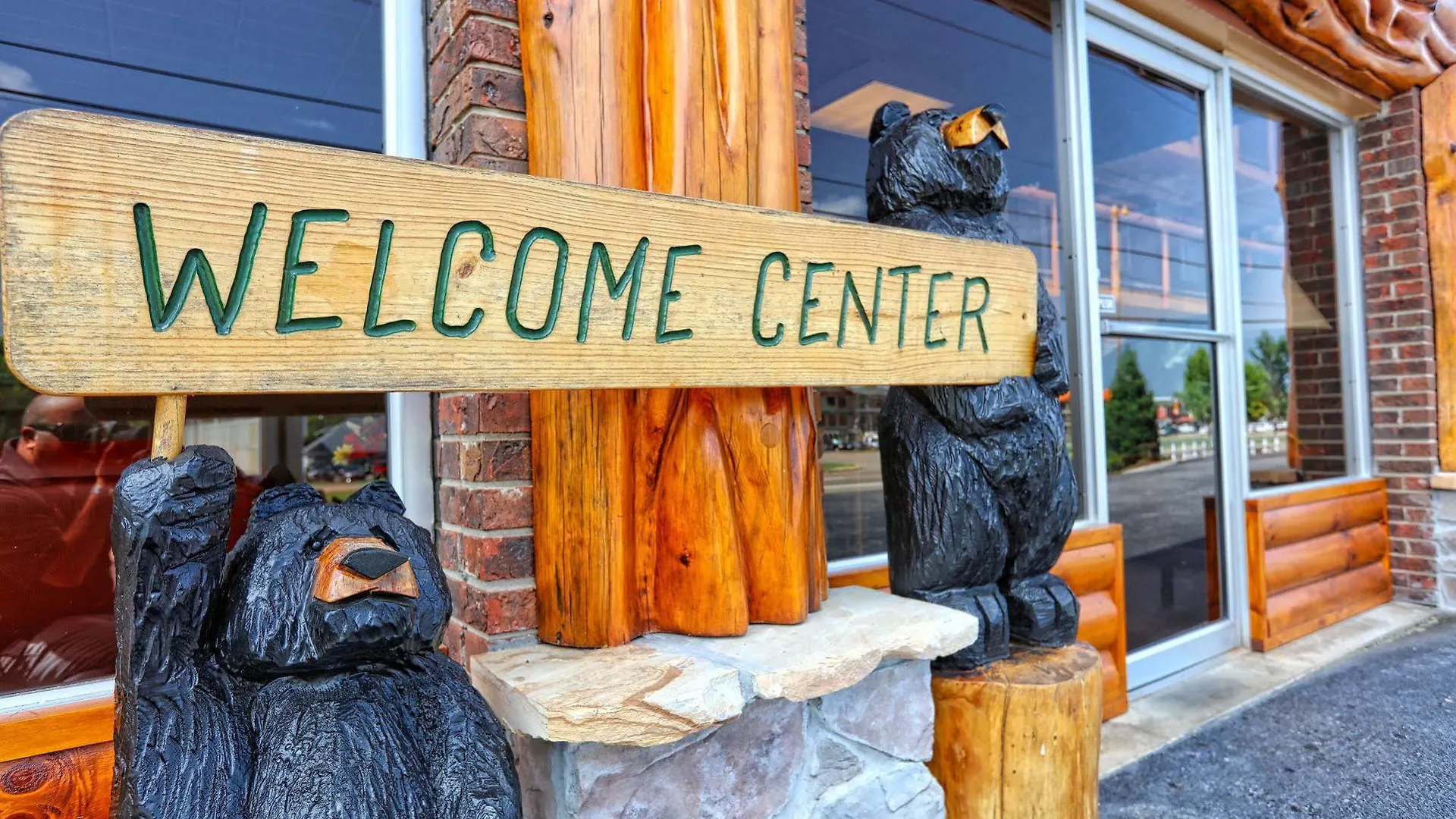Motel Wild Bear