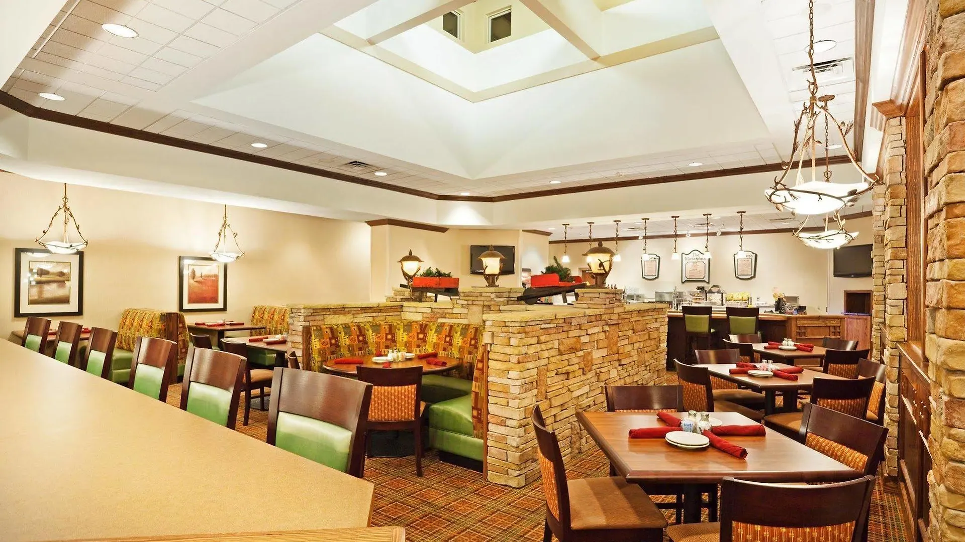 Hotell The Ramsey And Convention Center 4*