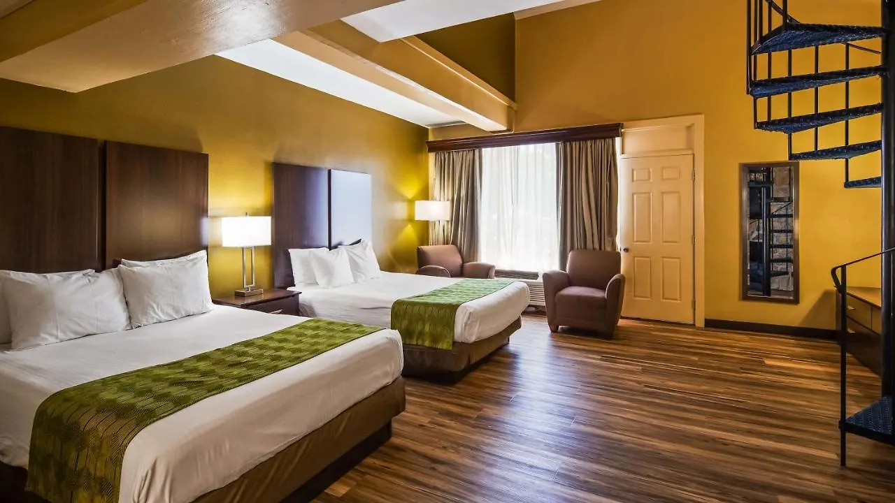 Hotel Western Plaza 3*