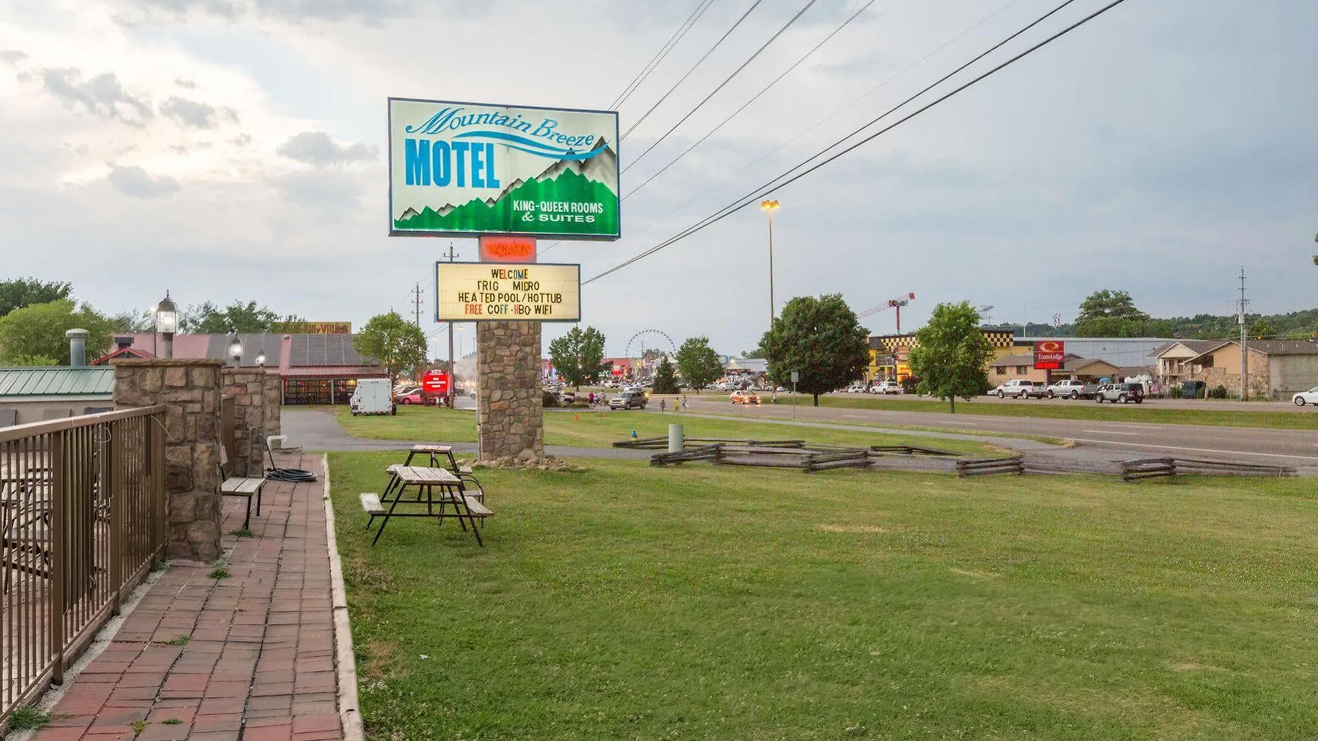 Mountain Breeze Motel Pigeon Forge