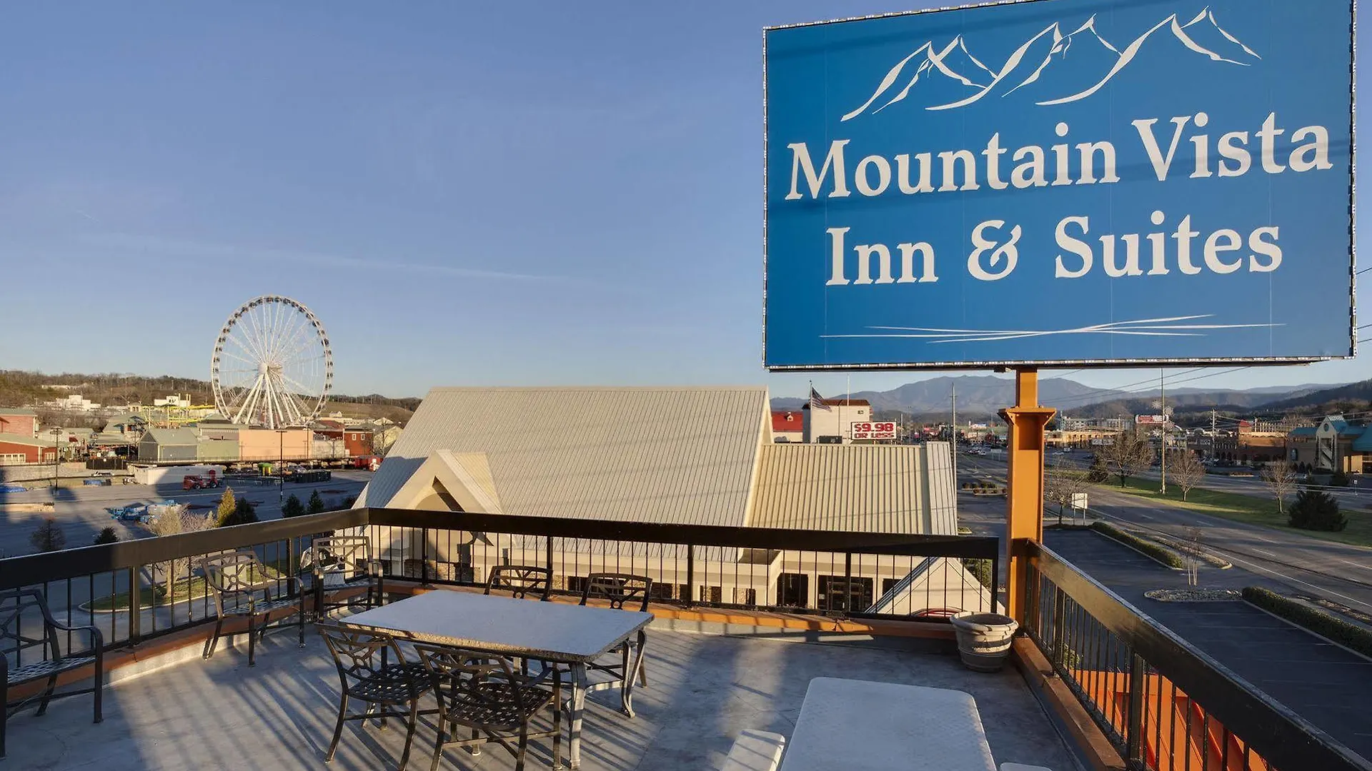 Mountain Vista & - Near The Island Inpigeon Forge 2*