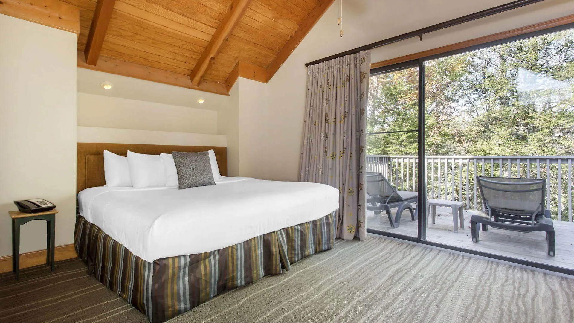 Bluegreen Vacations Laurel Crest, An Ascend 2* Pigeon Forge