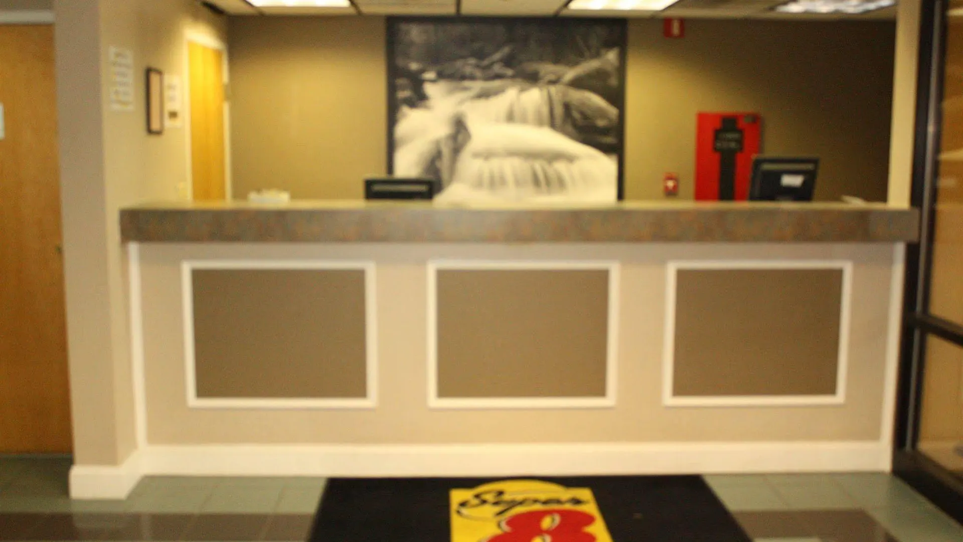 Hotel Super 8 By Wyndham Pigeon Forge-emert St