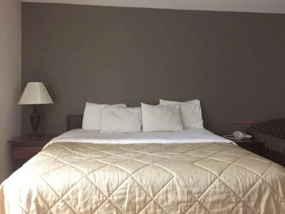 Hotel Rodeway On The Parkway