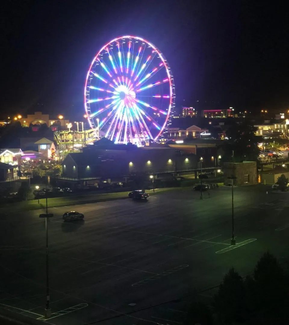 Mountain Vista & - Near The Island Inpigeon Forge Pigeon Forge