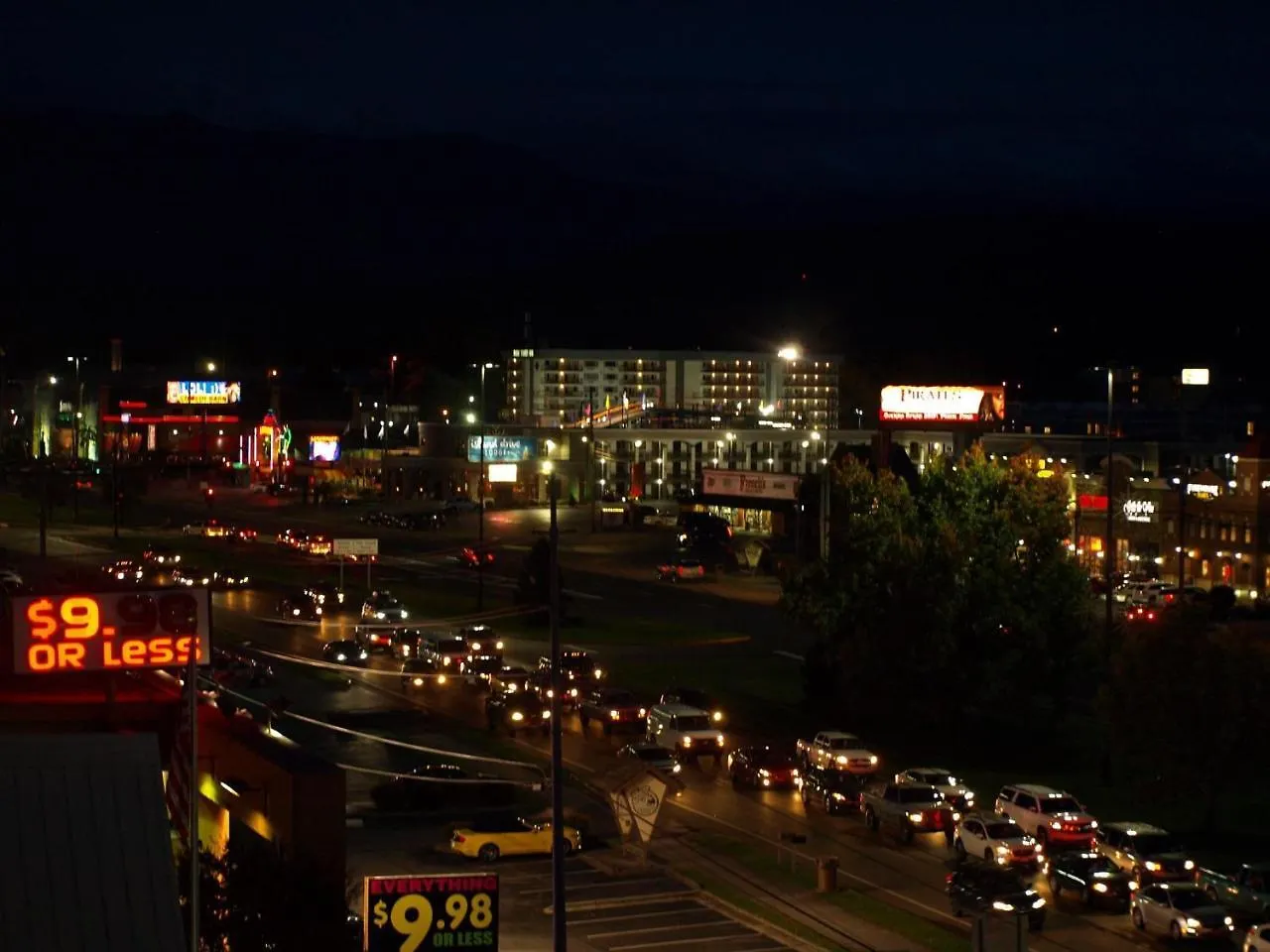 Mountain Vista & - Near The Island Inpigeon Forge Hotel Pigeon Forge