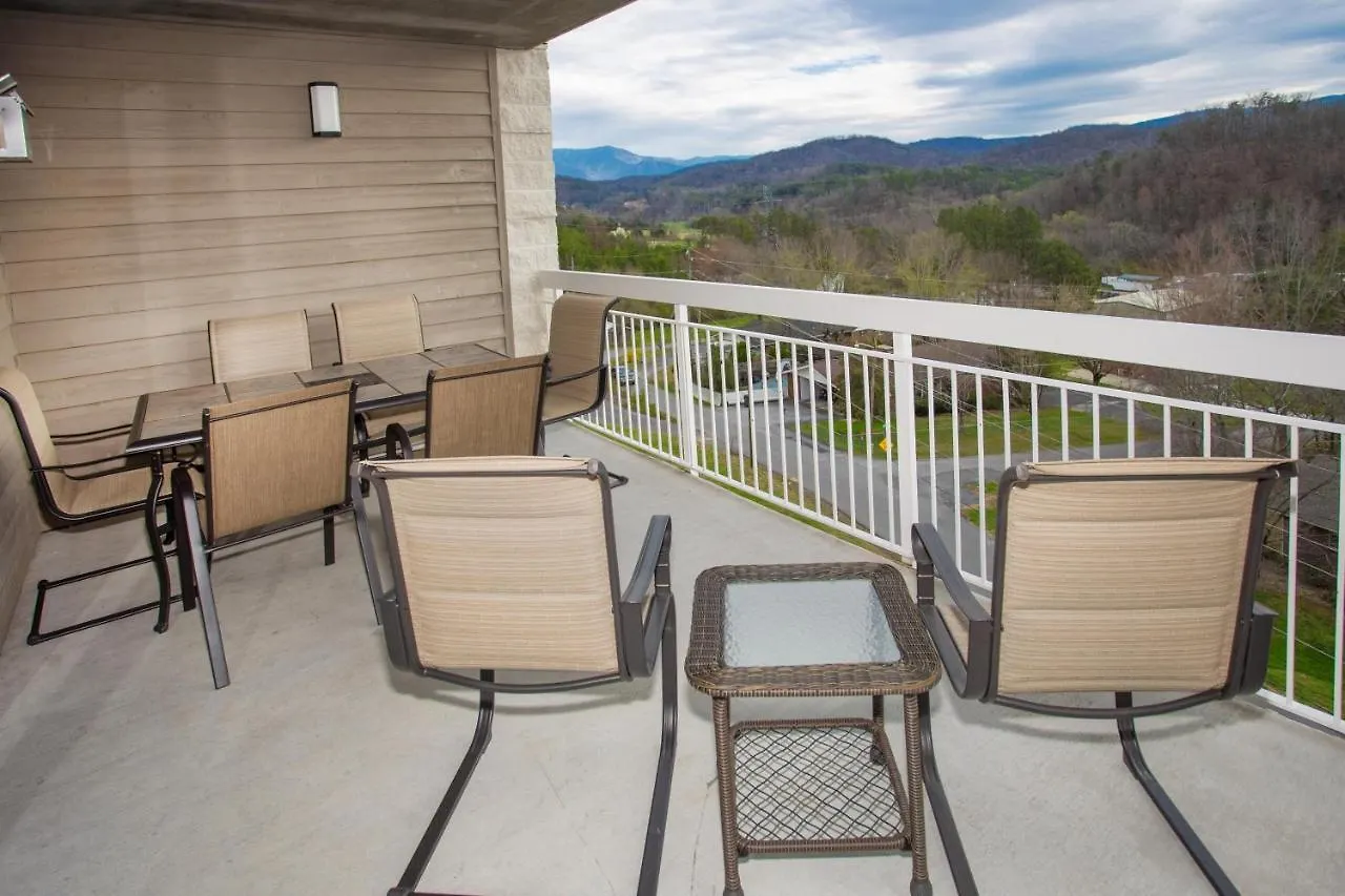 Whispering Pines 544 Pigeon Forge