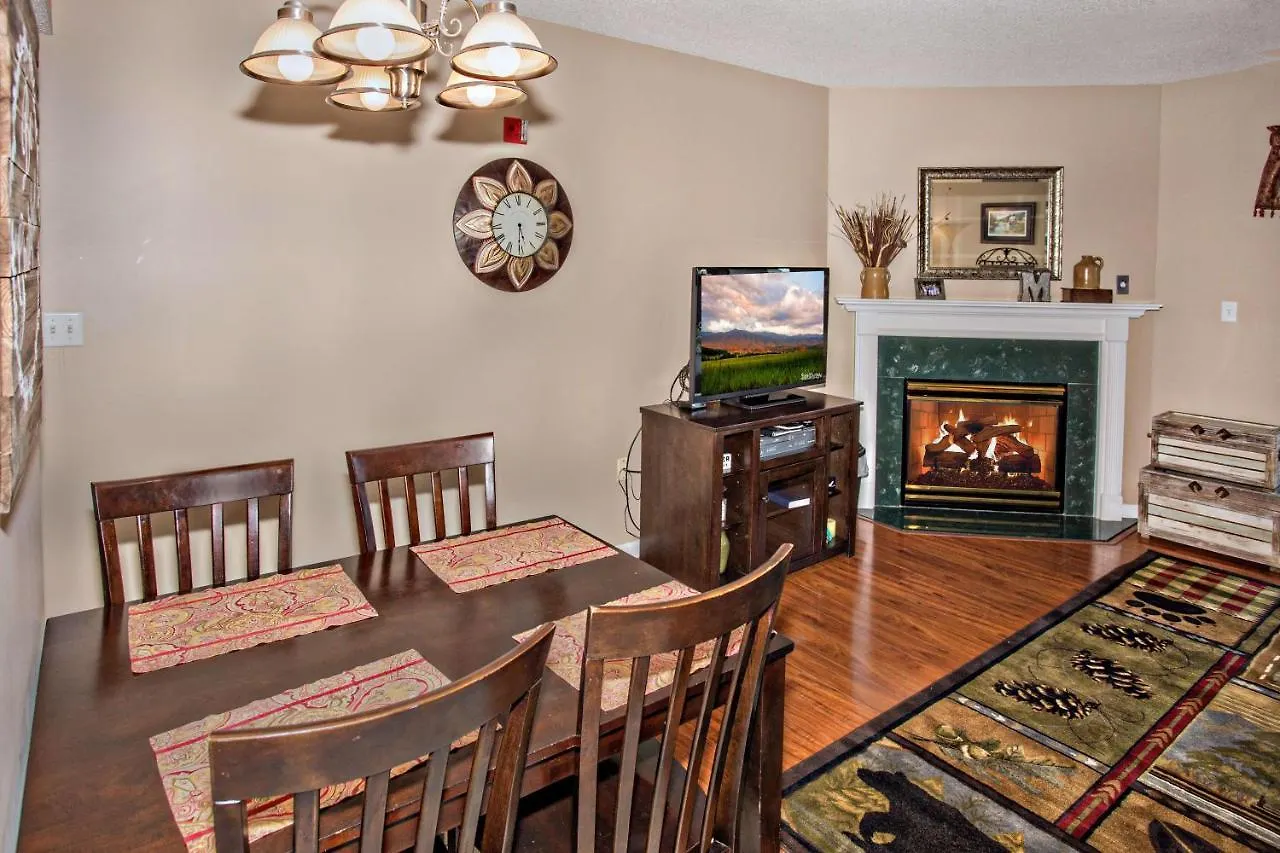 Whispering Pines 211 Holiday home