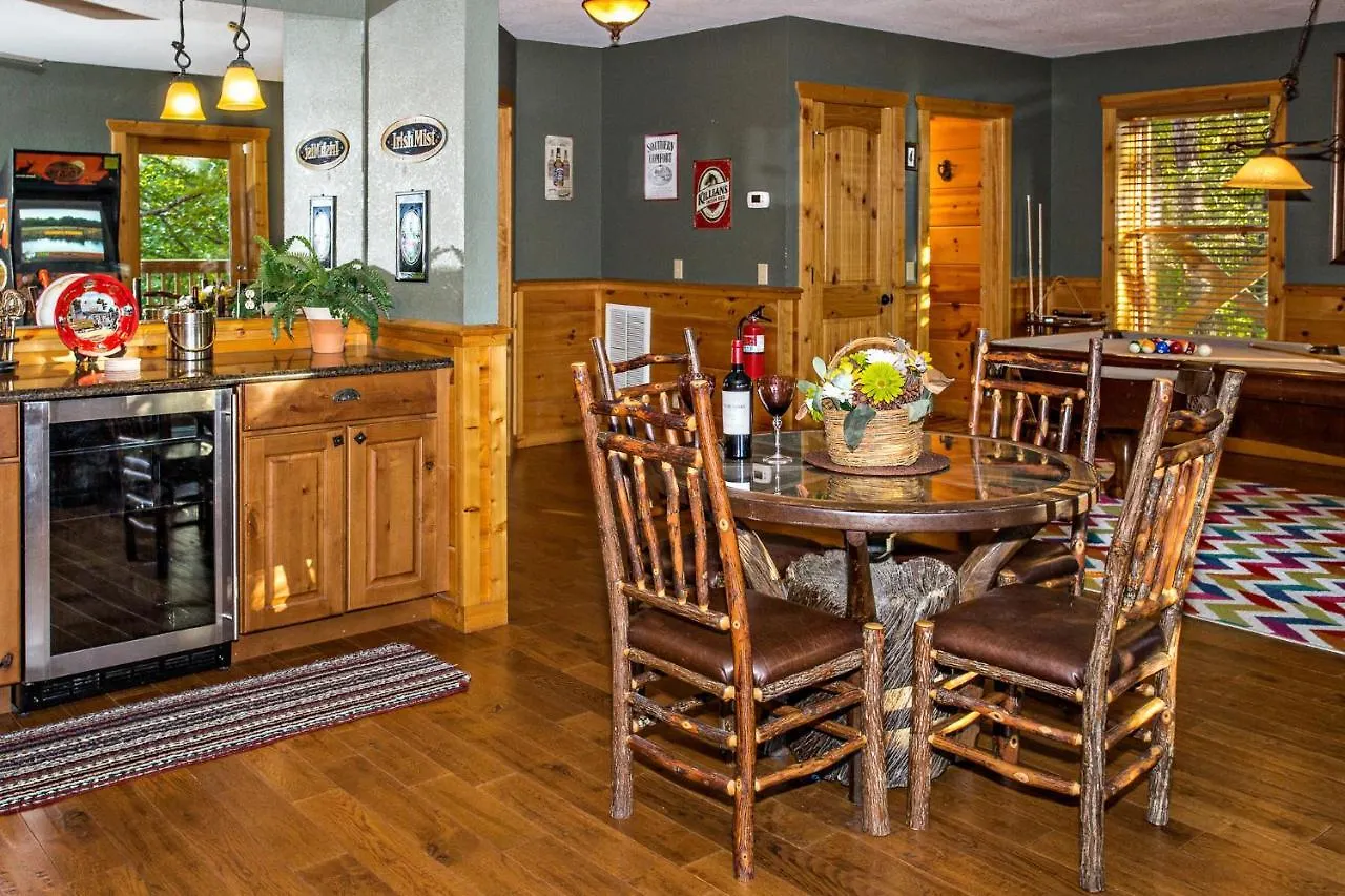 Majestic Forest Holiday home Pigeon Forge