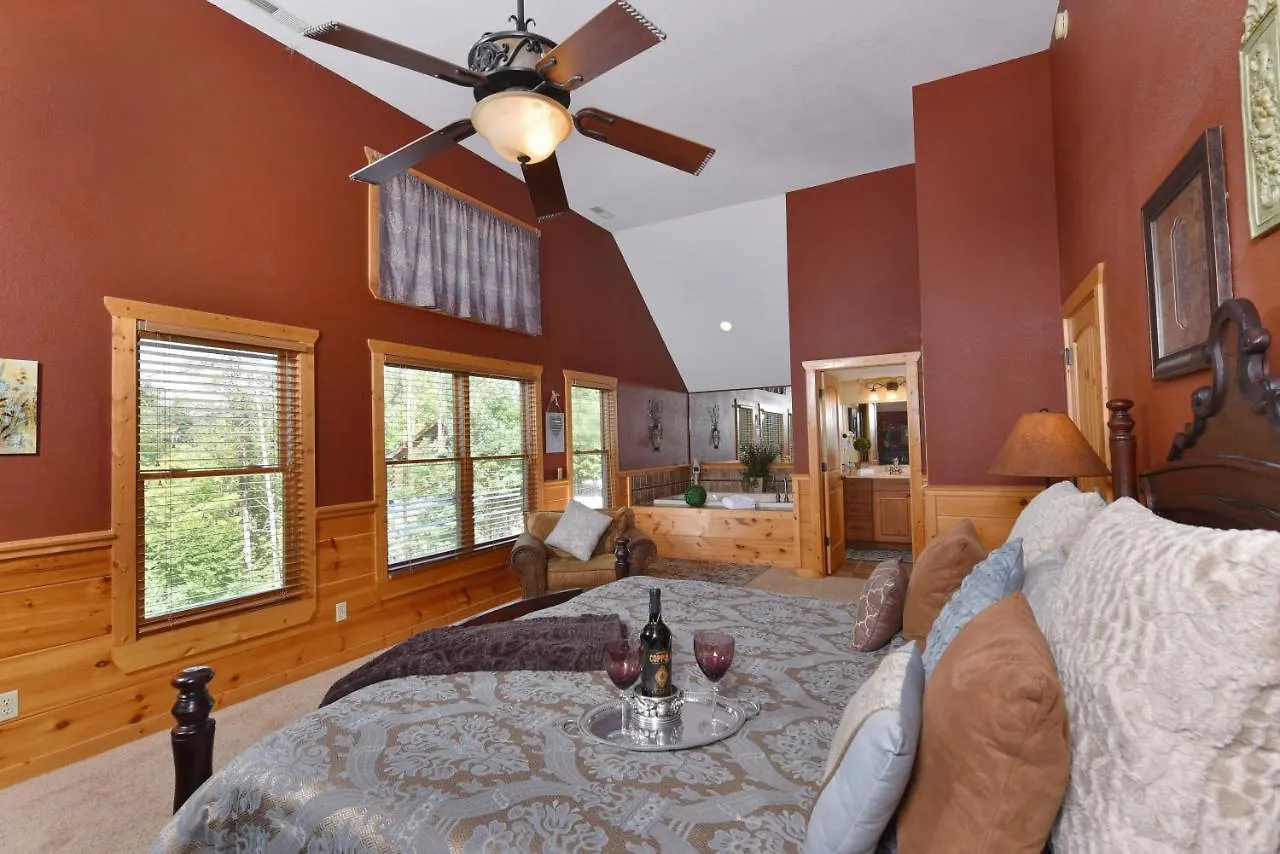 Majestic Forest Holiday home Pigeon Forge