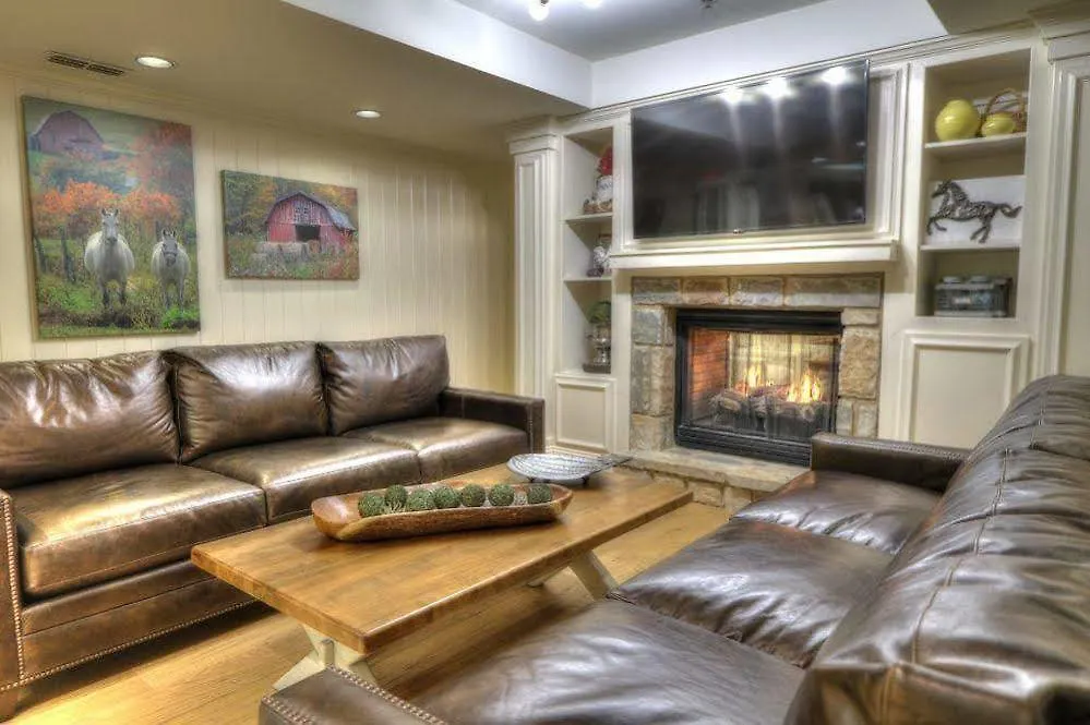 At Five Oaks Pigeon Forge - Hotel 3*
