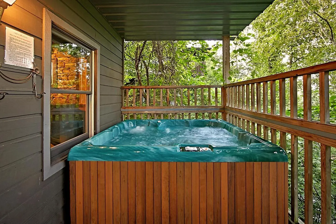 Sanctuary Cabin Holiday home