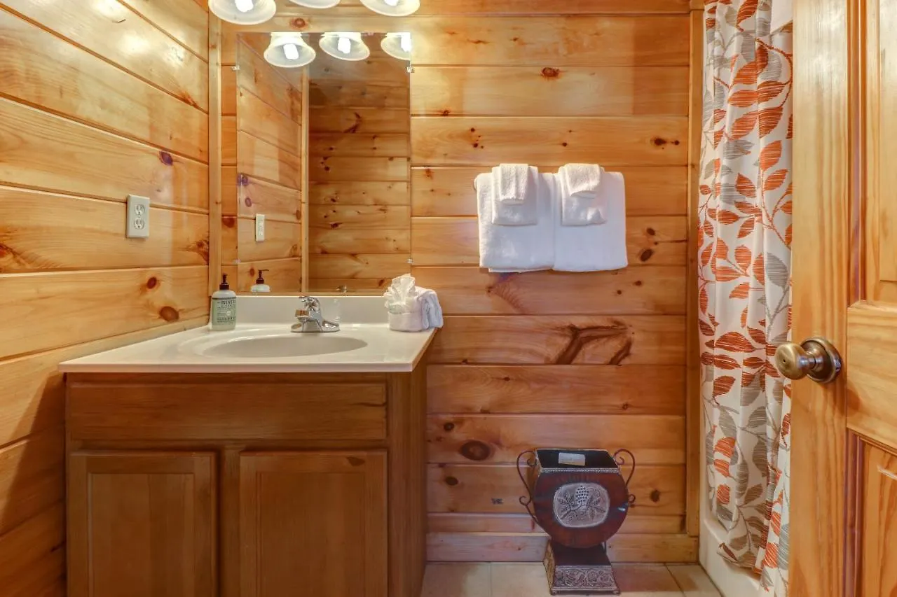 Nyaraló Peaceful Setting Cabin Pigeon Forge