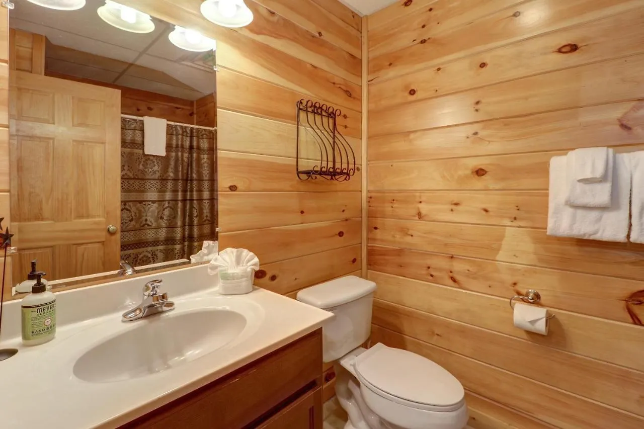 Nyaraló Peaceful Setting Cabin Pigeon Forge