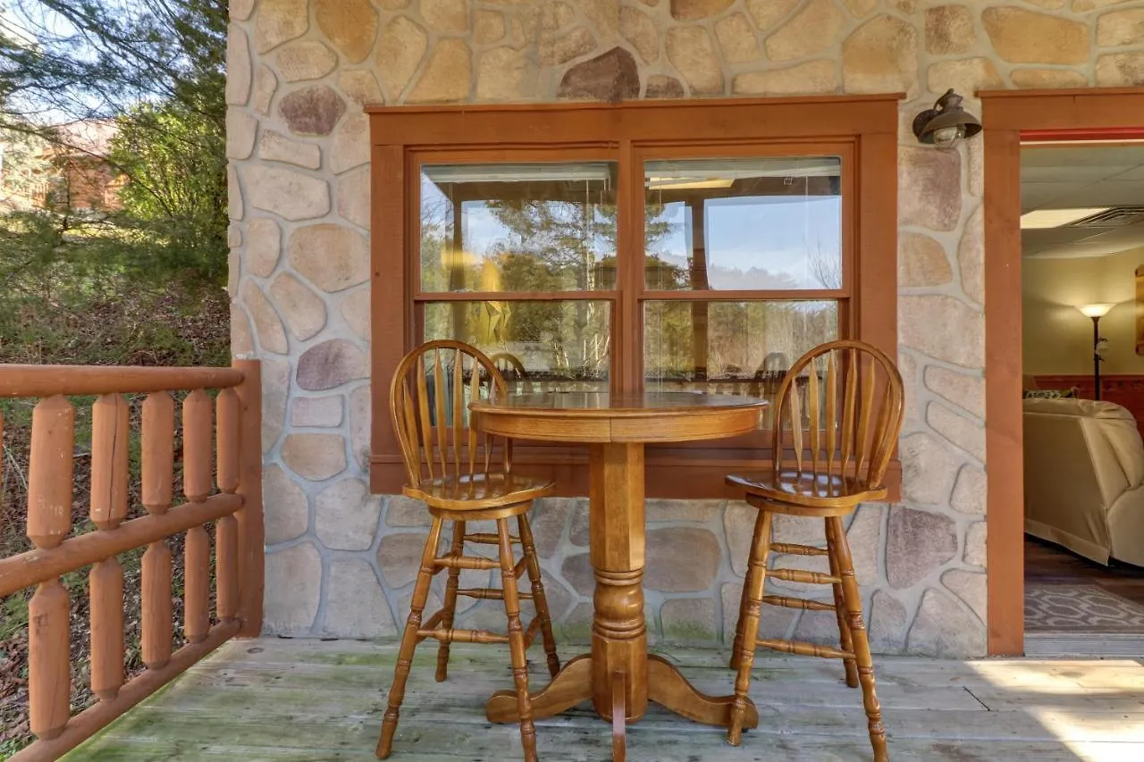 Peaceful Setting Cabin * Pigeon Forge