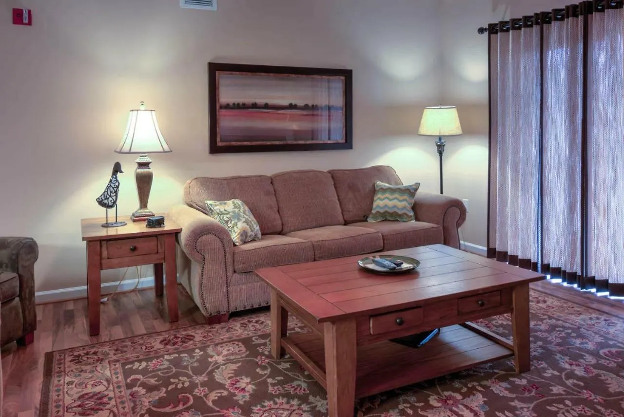 Holiday home Whispering Pines 224