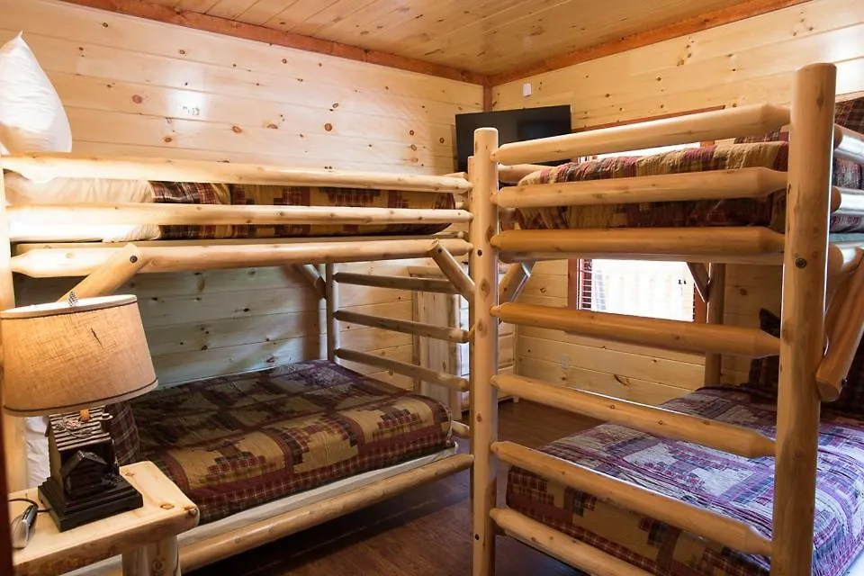 Holiday home Sherwood Splash Lodge, 11 Bedrooms, Sleeps 52, Theater, Indoor Pool, Free Wifi *