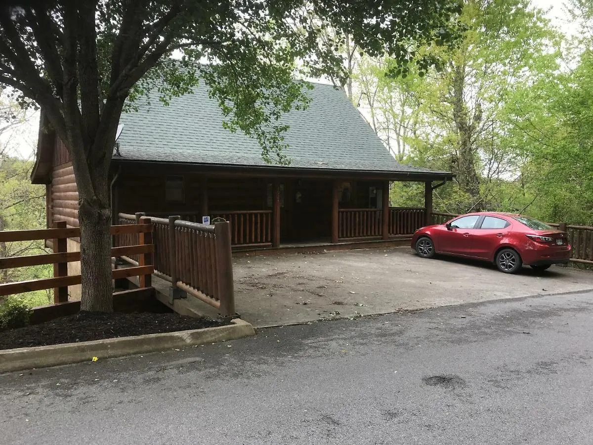 別荘 2 Swimming Pools Free Mini Golf Honey Bear Mtn Cabin - Hot Tub - Pool Table *