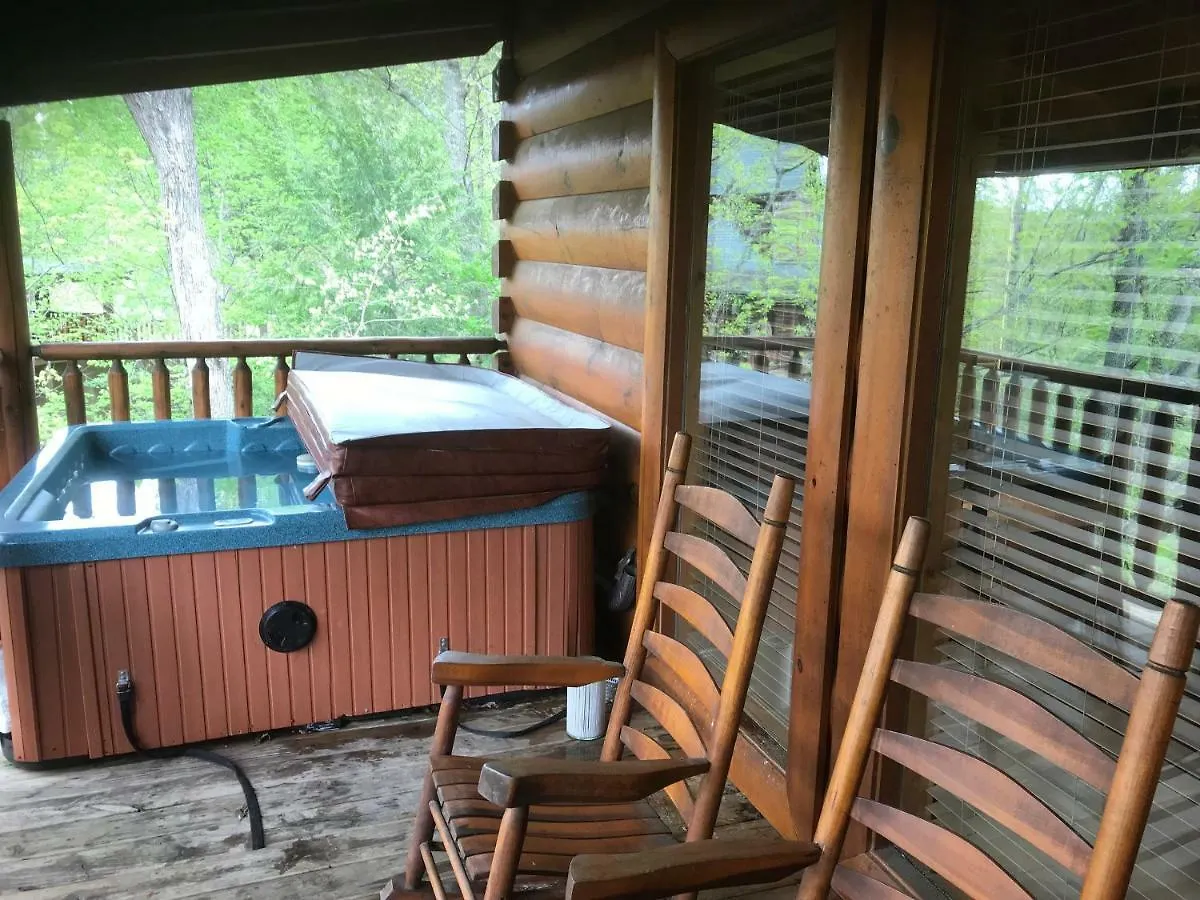 2 Swimming Pools Free Mini Golf Honey Bear Mtn Cabin - Hot Tub - Pool Table 別荘 ピジョンフォージ