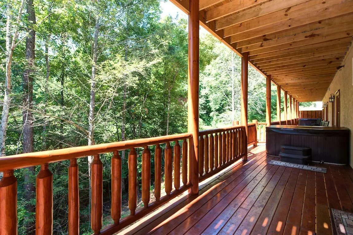 Sherwood Splash Lodge, 11 Bedrooms, Sleeps 52, Theater, Indoor Pool, Free Wifi *