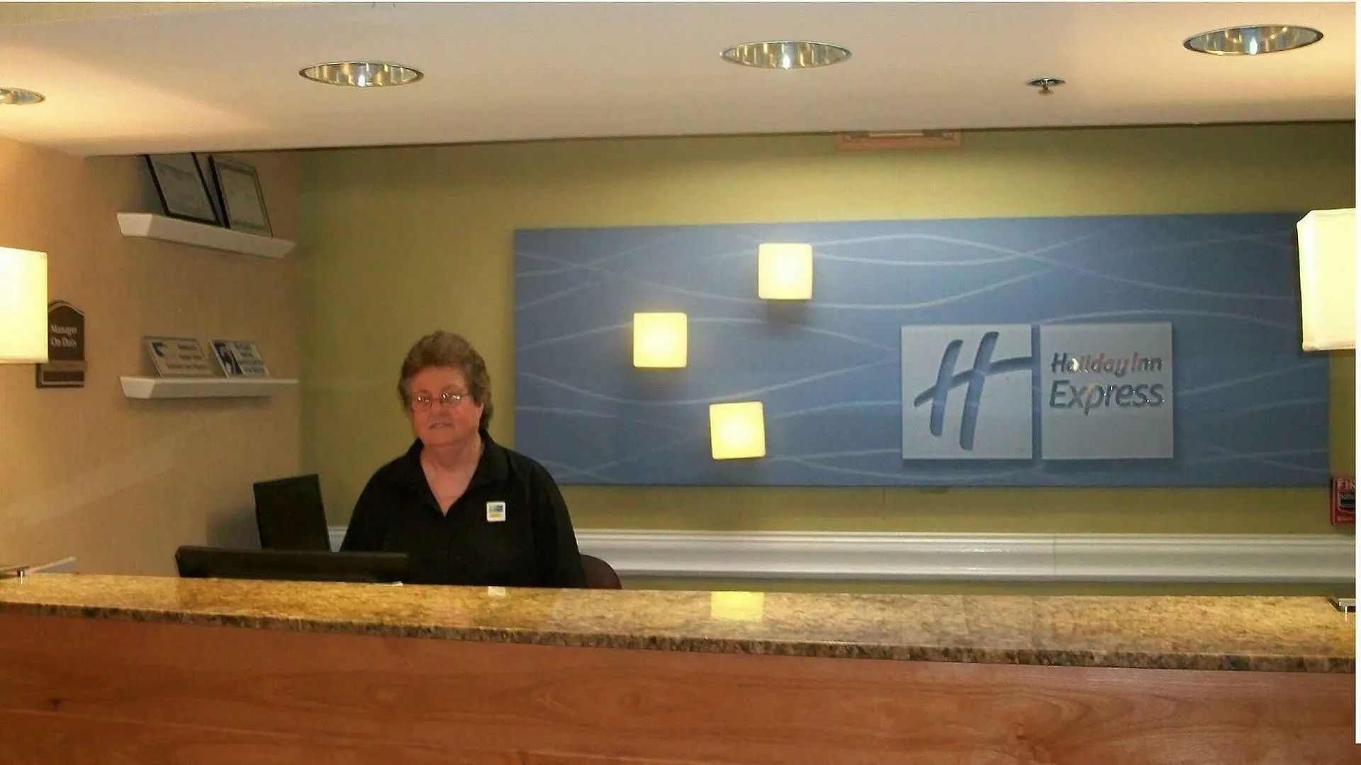 Express & By Ihg Station touristique