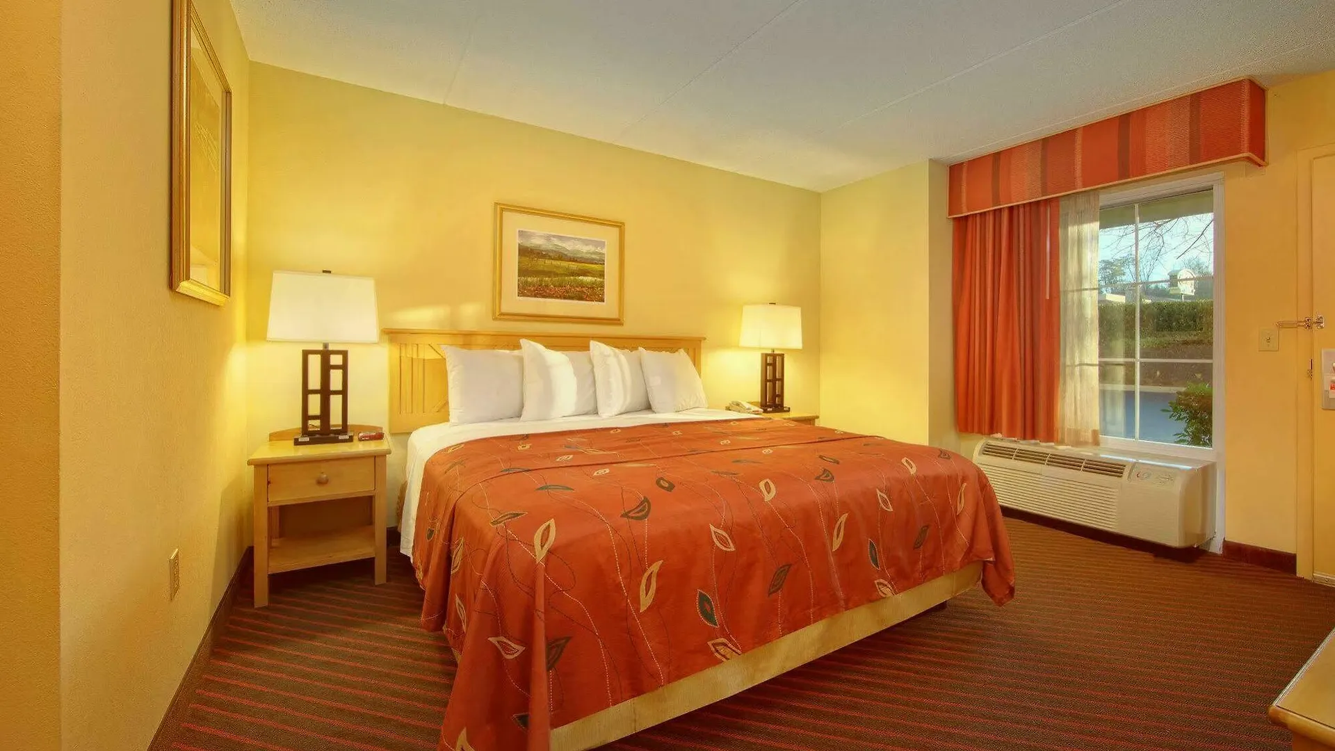 Econo Riverside Lodge *