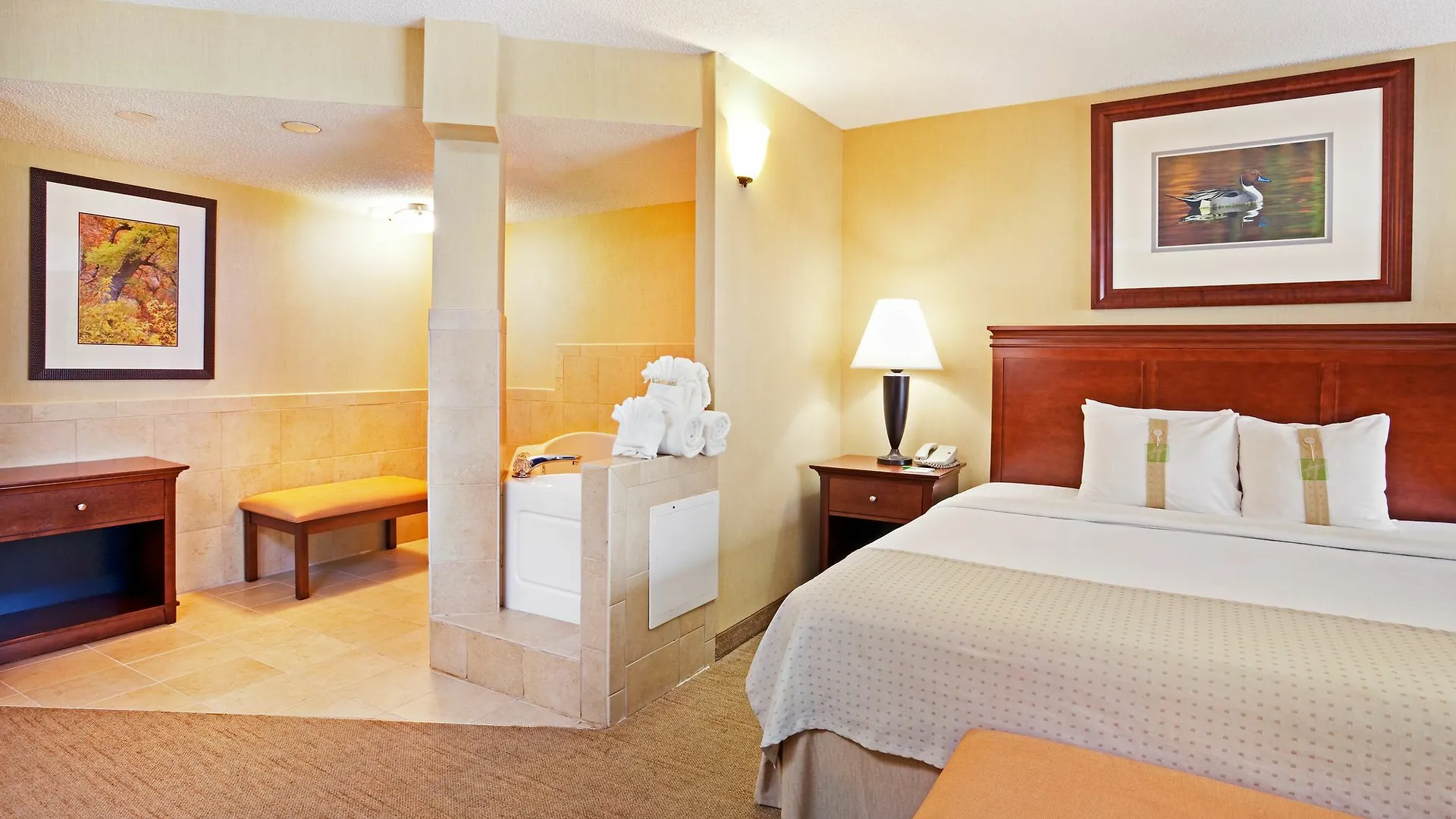Hotel The Ramsey And Convention Center 4*