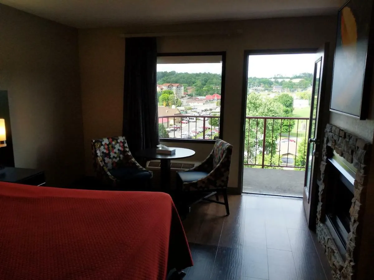 Ξενοδοχείο Riverside Tower 4*