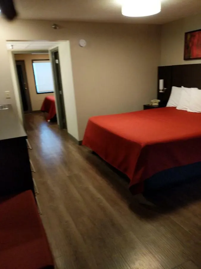 Ξενοδοχείο Riverside Tower 4*