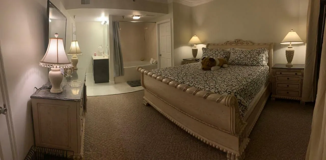 Luxury In The Heart Of Apartment *