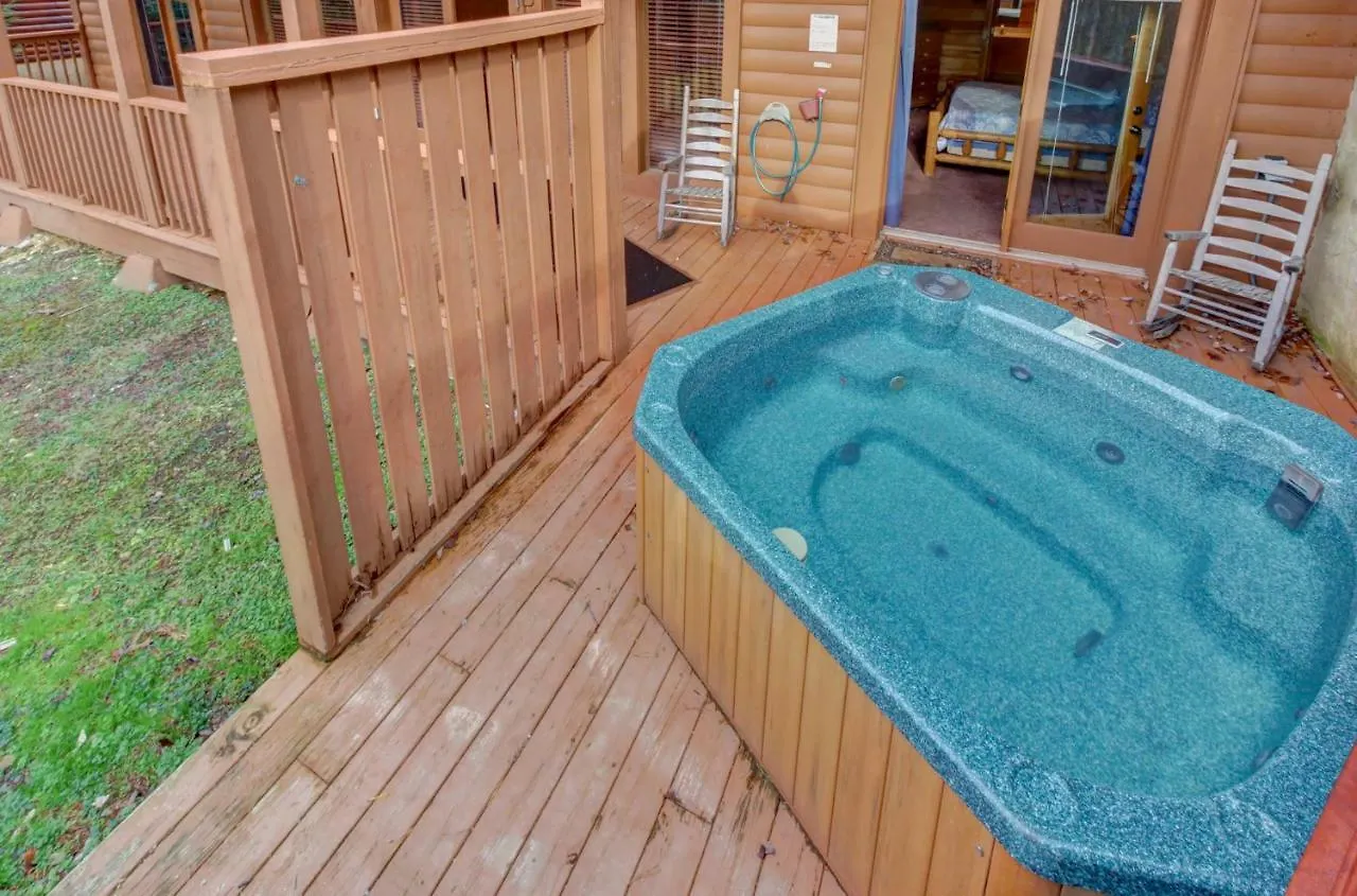 Holiday home Arrowhead Log Cabin Brief Escape Cabin Pigeon Forge