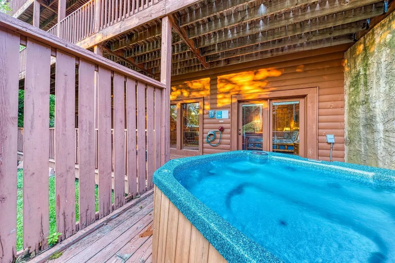 Arrowhead Log Cabin Brief Escape Cabin * Pigeon Forge