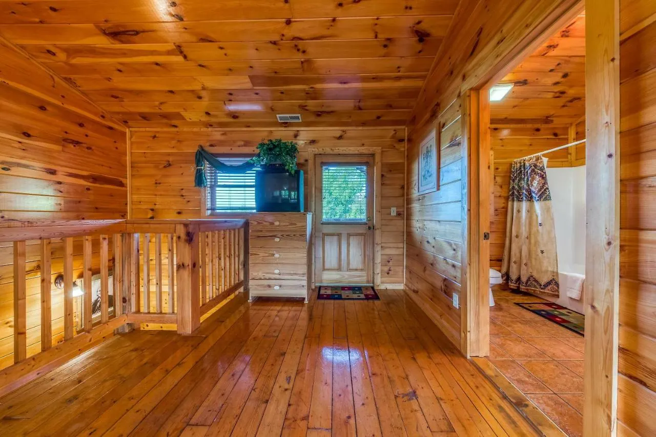 Arrowhead Log Cabin Brief Escape Cabin Pigeon Forge