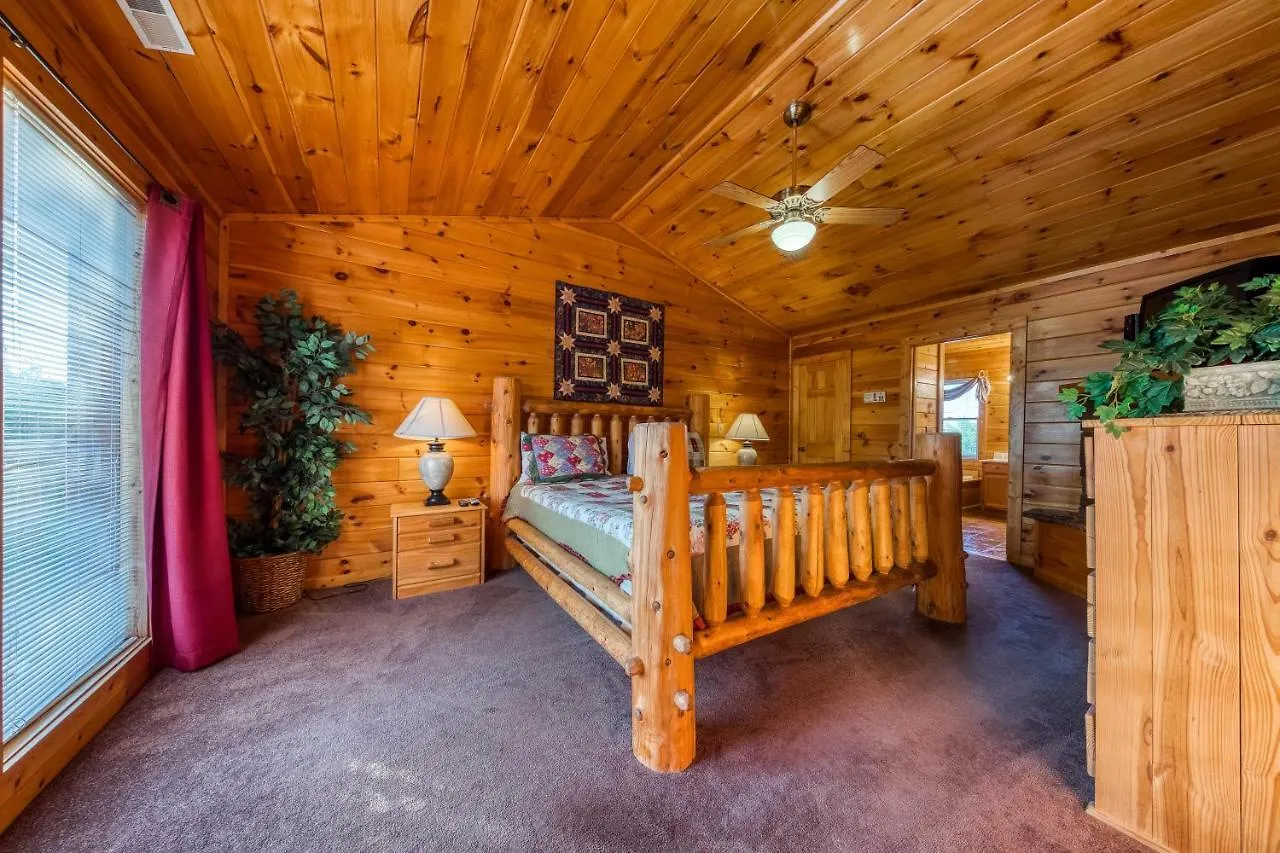 Arrowhead Log Cabin Brief Escape Cabin Holiday home Pigeon Forge