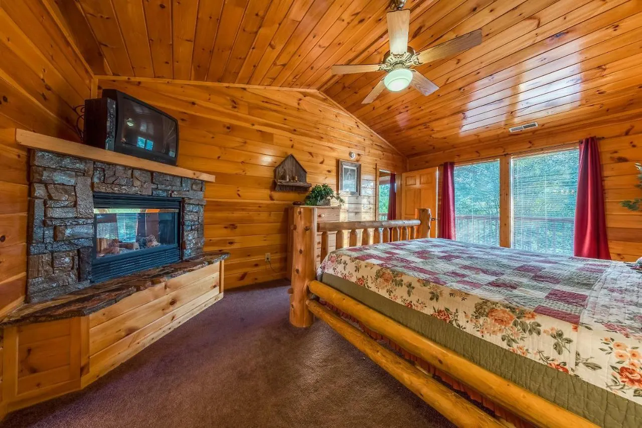 Arrowhead Log Cabin Brief Escape Cabin Pigeon Forge