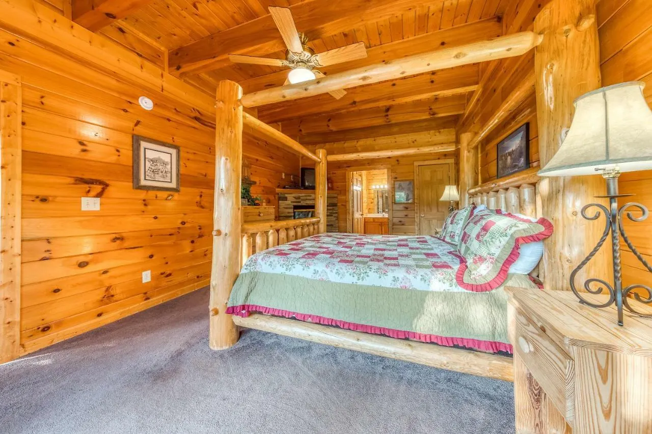 Holiday home Arrowhead Log Cabin Brief Escape Cabin Pigeon Forge