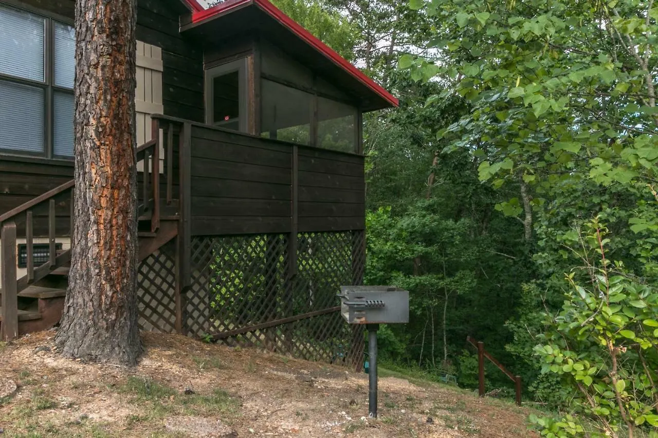 Mountaintop Hideaway