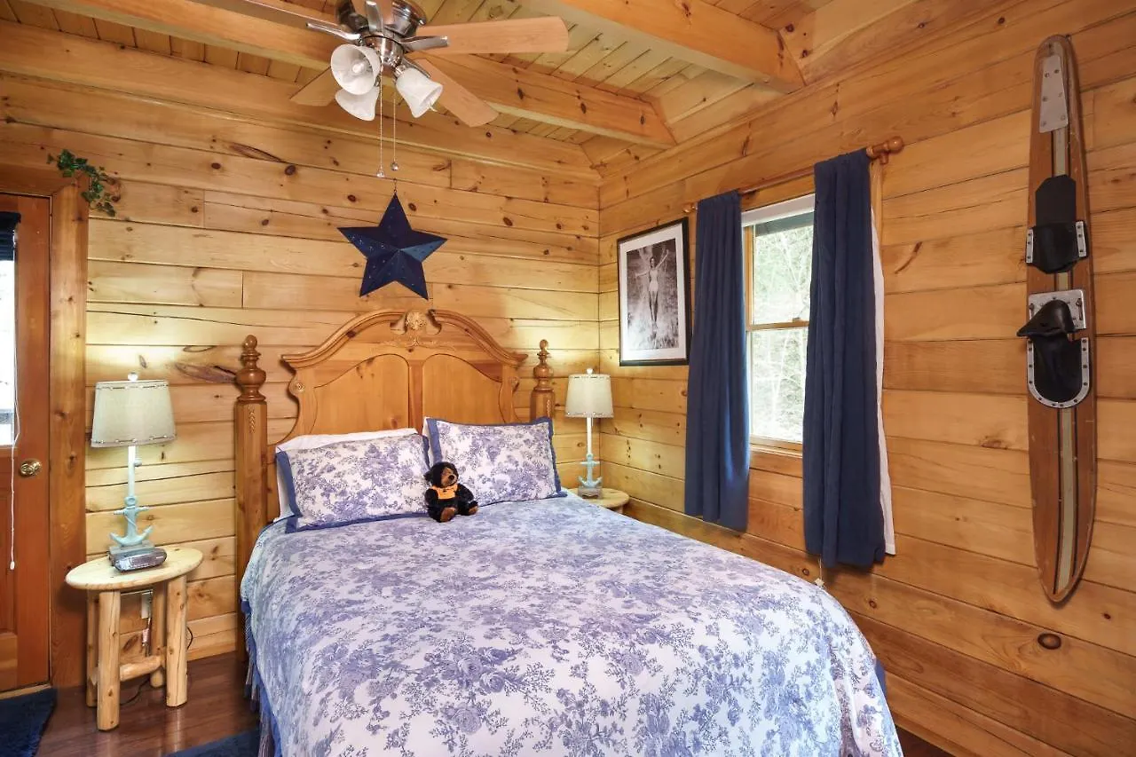 A Great Escape - Get 1089 Of Free Area Attraction Tickets For Each Paid Day, Dollywood And More! *