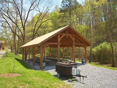A Great Escape - Get 1089 Of Free Area Attraction Tickets For Each Paid Day, Dollywood And More! Holiday home *