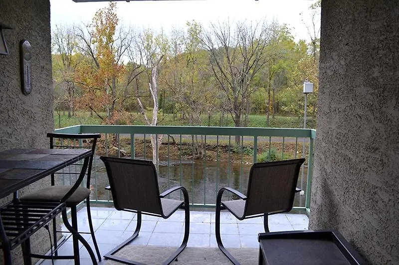 River Place #206 2bd Holiday home *