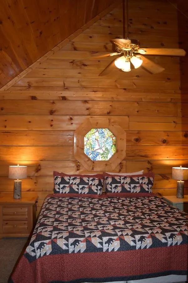 Paradise Point * Pigeon Forge