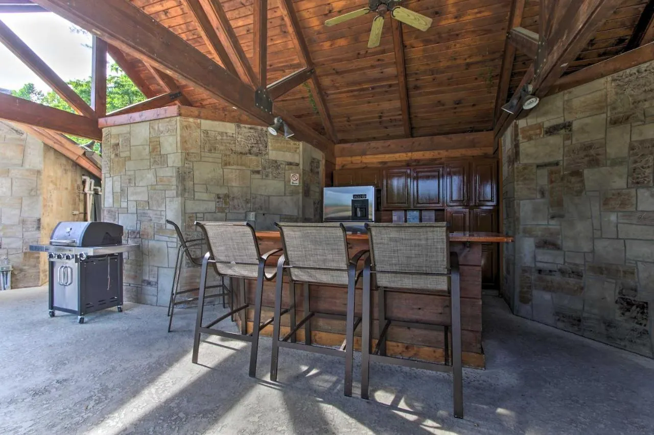 Vacation 1 Mi To Dollywood Holiday home *