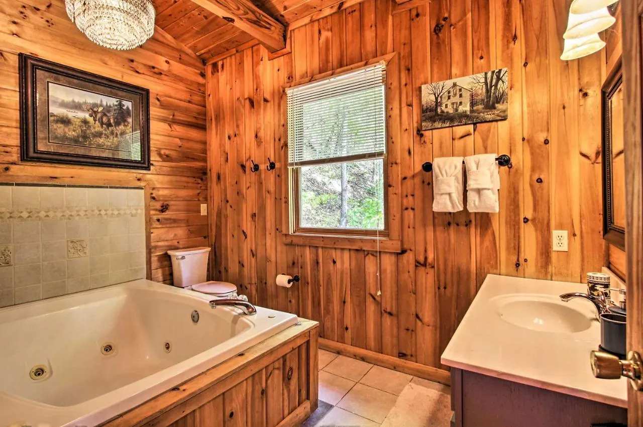 Scenic Solitude With Private Hot Tub! Holiday home *