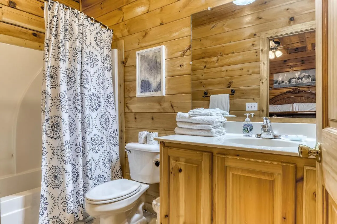 A Mountain Paradise Holiday home